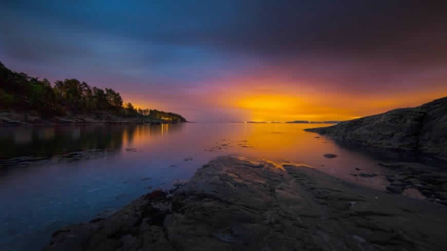 美丽的河流山脉天空风景高清壁纸图片 1920x1080