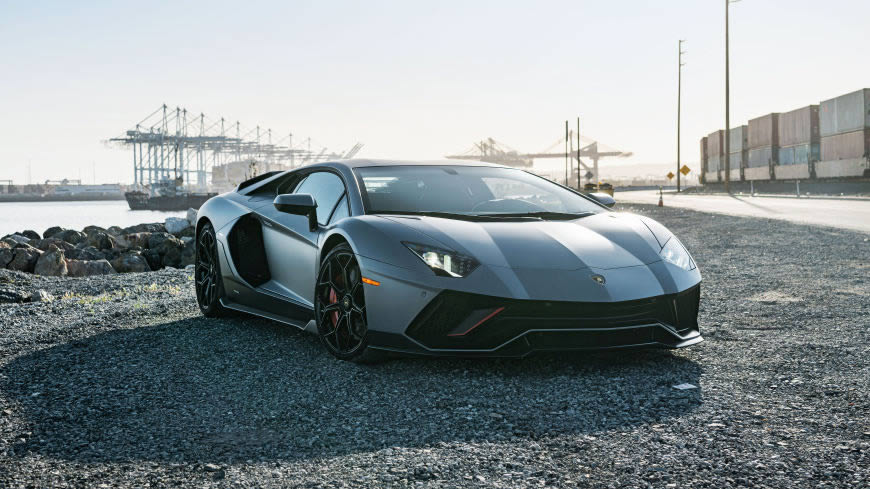 2022款兰博基尼Aventador LP 780-4 Ultimae高清壁纸图片 7680x4320