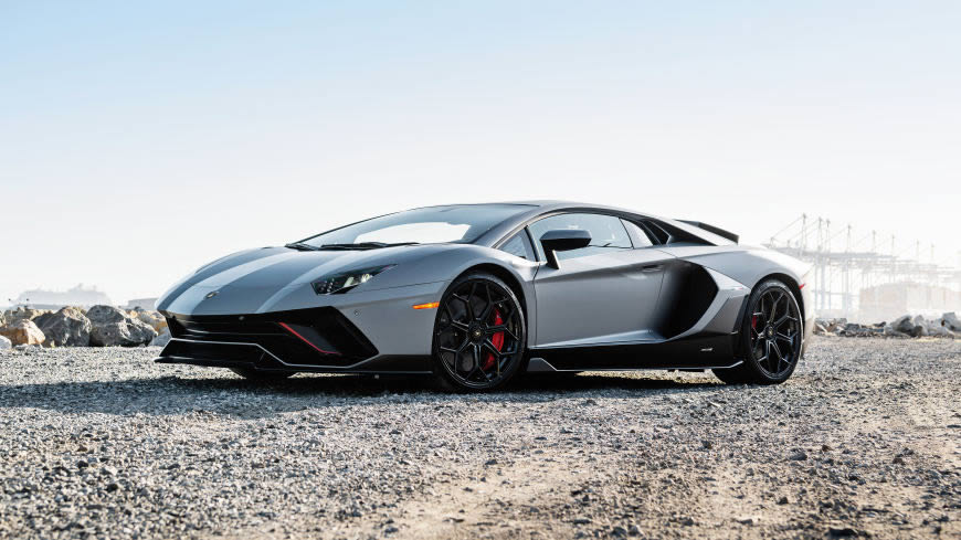 2022款兰博基尼Aventador LP 780-4 Ultimae高清壁纸图片 7680x4320