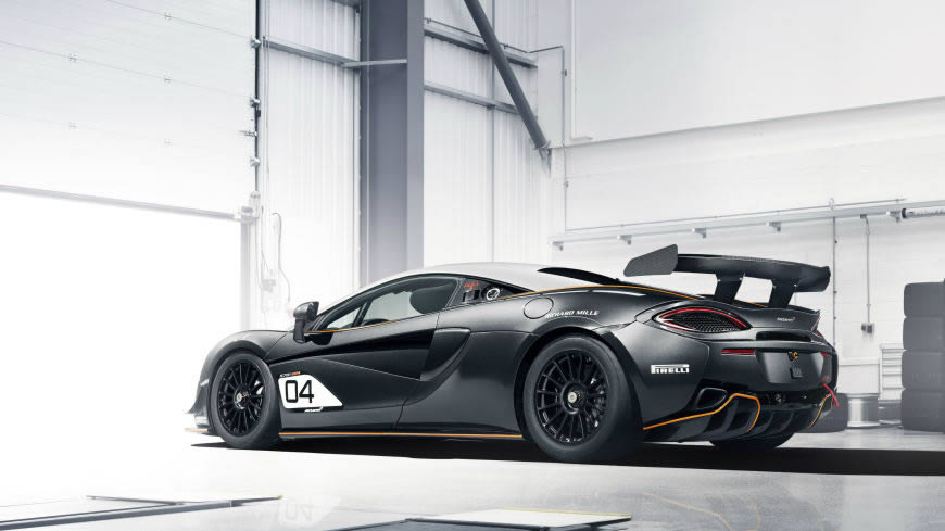 2021款迈凯伦570S GT4赛车高清壁纸图片 3840x2160