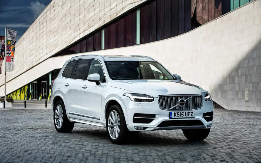 白色沃尔沃XC90高清壁纸图片 2880x1800