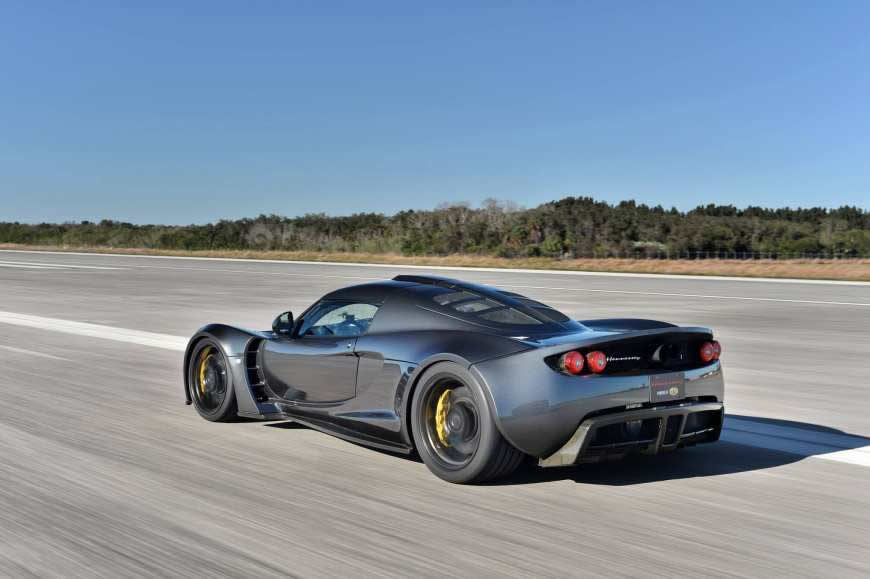 Hennessey Venom GT跑车高清壁纸图片 2048x1363