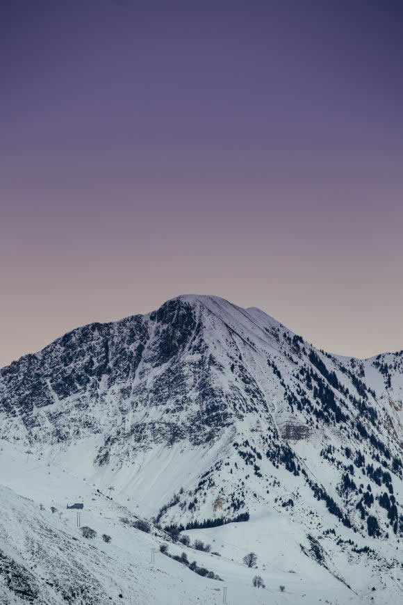 夜晚 雪山高清壁纸图片 3840x5760