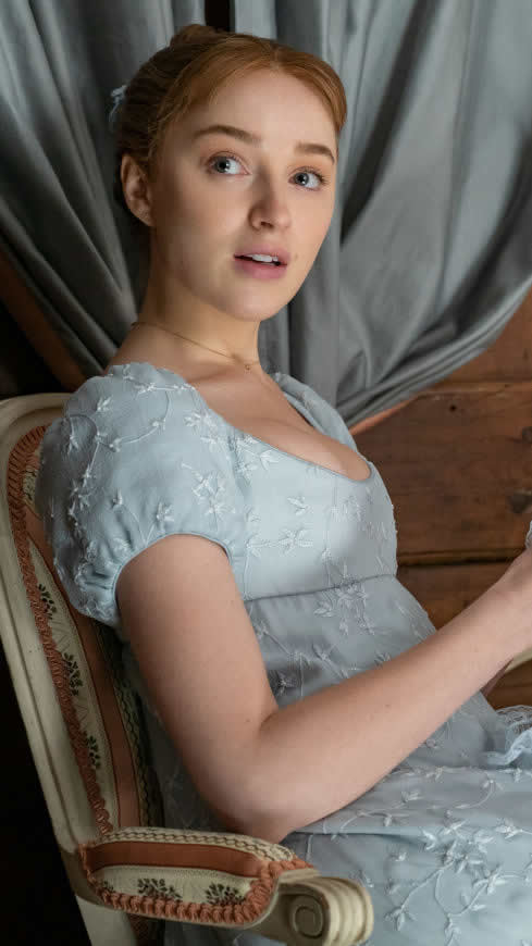 菲比·德内沃(Phoebe Dynevor)高清壁纸图片 2160x3840