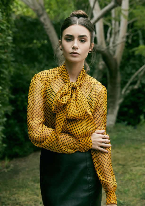 莉莉·柯林斯(Lily Collins)高清壁纸图片 1920x2720