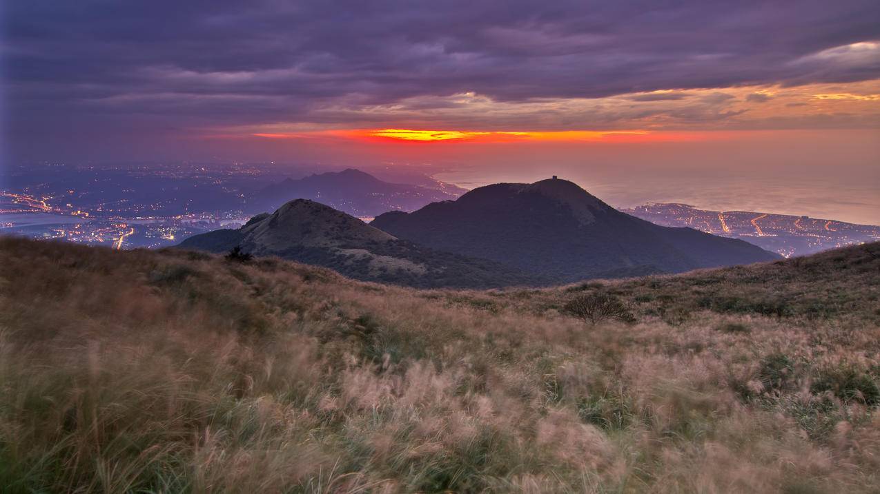台湾大屯火山3840x2160风景壁纸